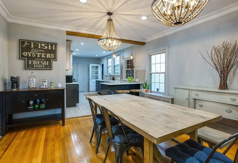 Spacious New Jersey Home: Pool & Fire Pit!