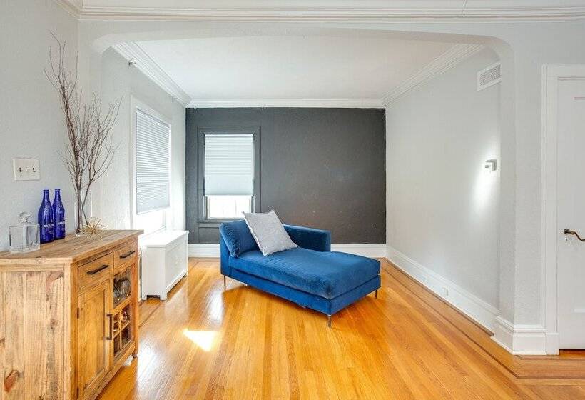 Spacious New Jersey Home: Pool & Fire Pit!