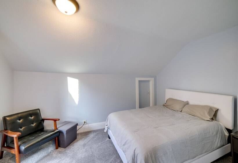 Spacious Rockford Retreat: Walk Downtown!