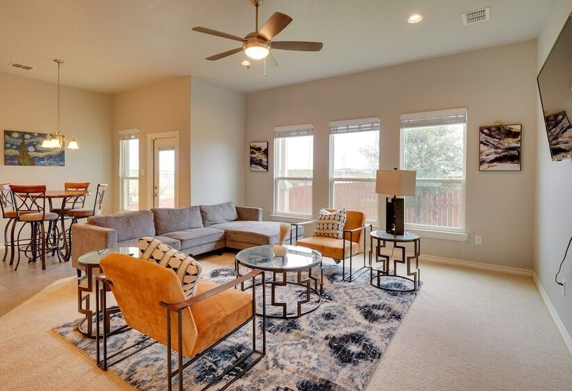 Pet Friendly San Antonio Home Near Lackland Afb!