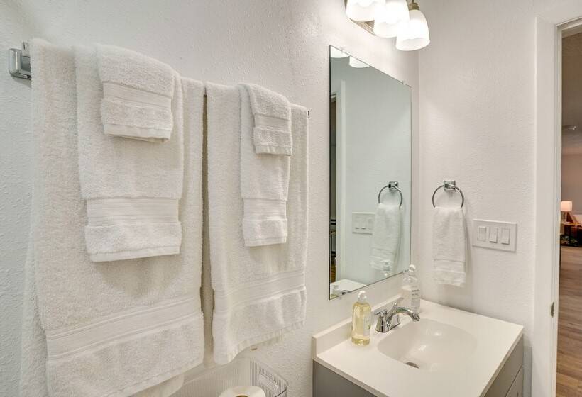 Winter Haven Home W/ Pool Near Legoland!