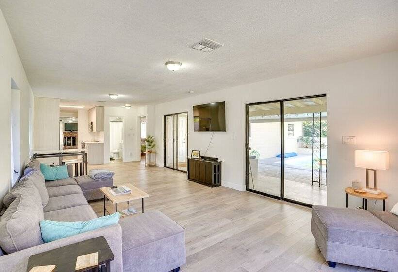 Winter Haven Home W/ Pool Near Legoland!