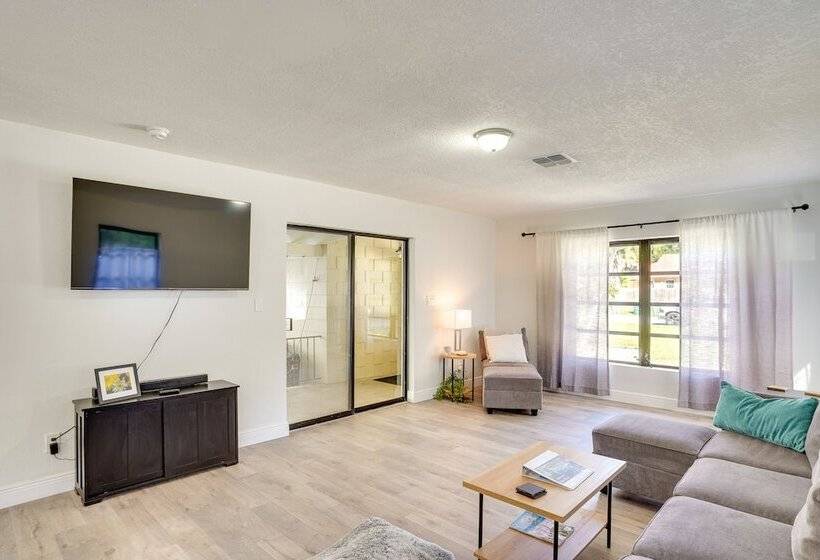 Winter Haven Home W/ Pool Near Legoland!