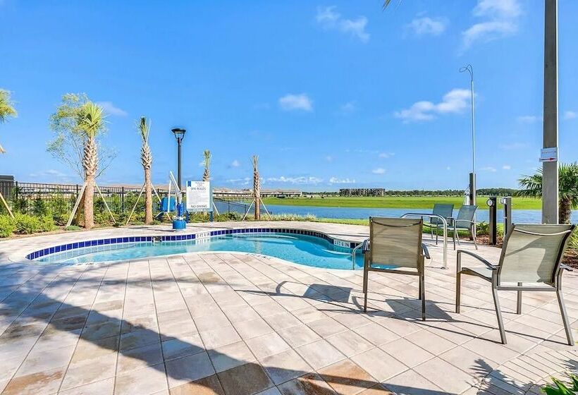 Stars Align @ Storey Lake By Shine Villas #406