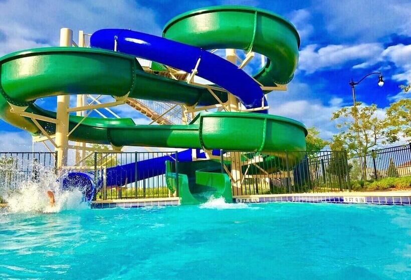 Stars Align @ Storey Lake By Shine Villas #406