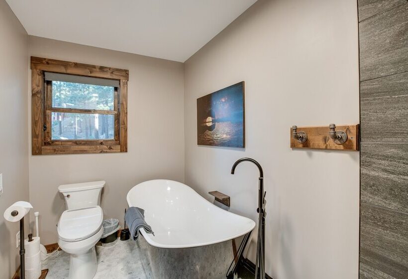 Stateline Mountain Cabin: 3 Mi To Heavenly Resort