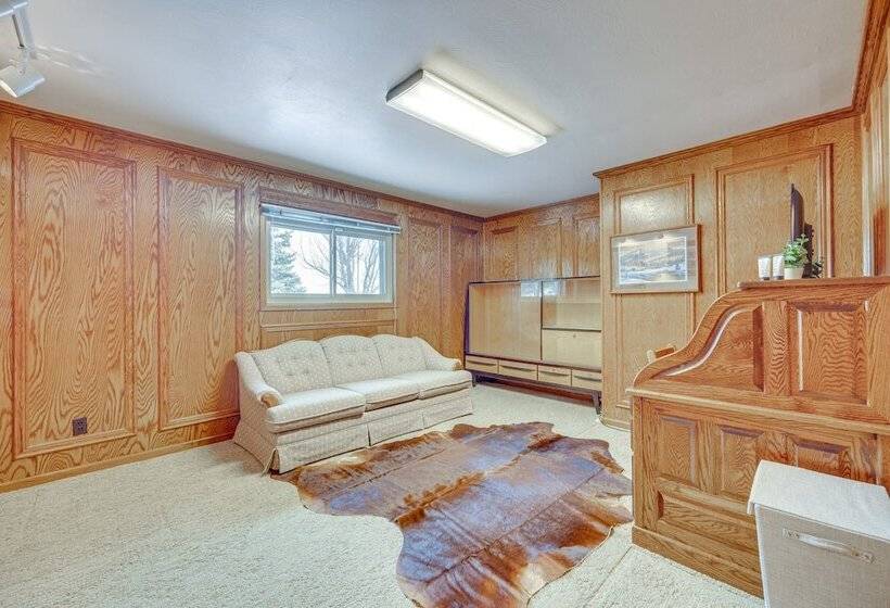 Stunning Calhan Home W/ Indoor Pool!