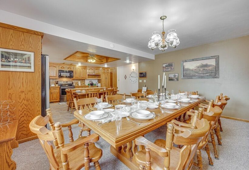 Stunning Calhan Home W/ Indoor Pool!