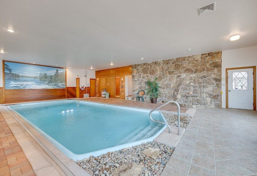 Stunning Calhan Home W/ Indoor Pool!