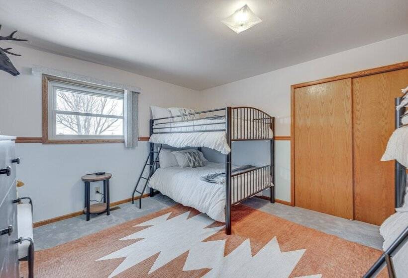 Stunning Calhan Home W/ Indoor Pool!