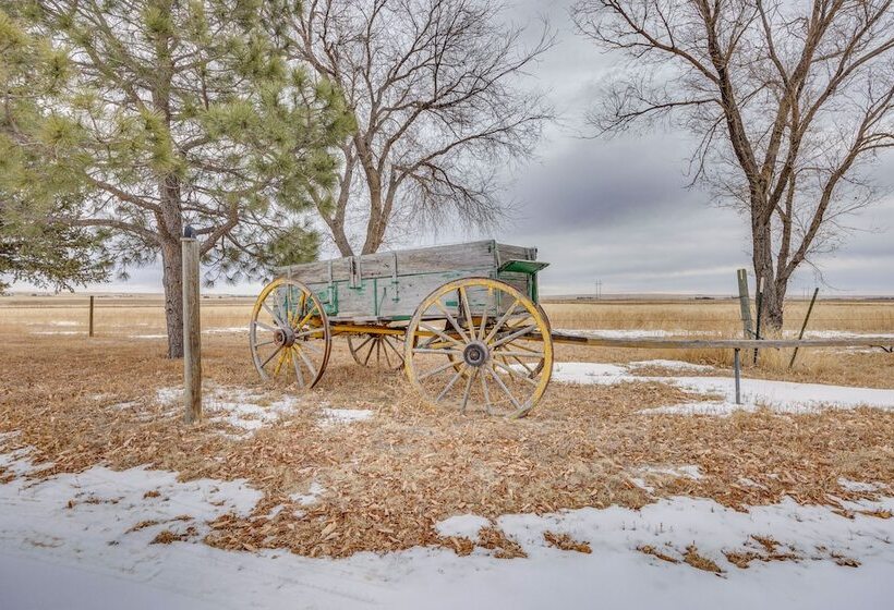Stunning Calhan Home W/ Indoor Pool!