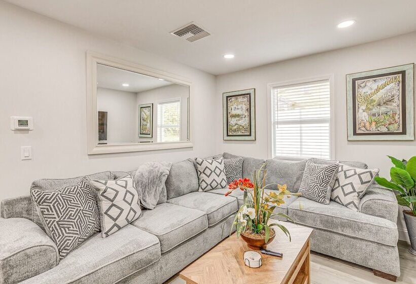 Heated Pool + Backyard: North Palm Beach Retreat!