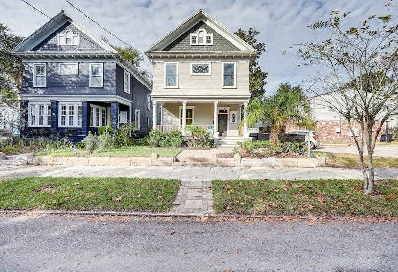 Stylish Home In Springfield Historic District!