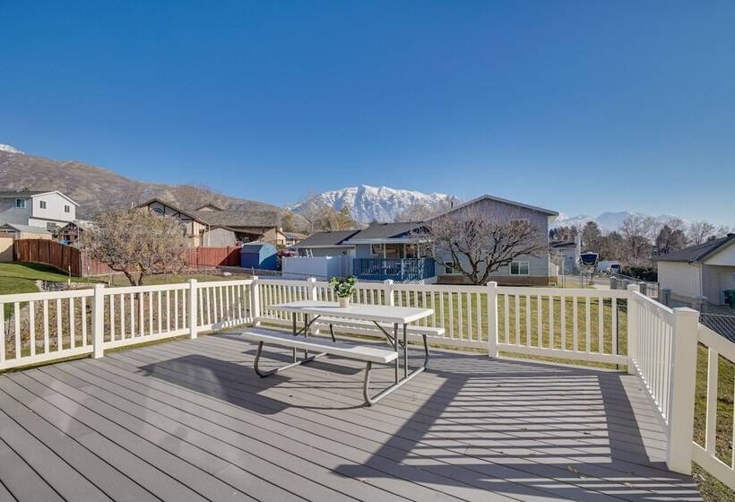 Stylish Orem Retreat W/ Deck, Near Byu & Uvu!