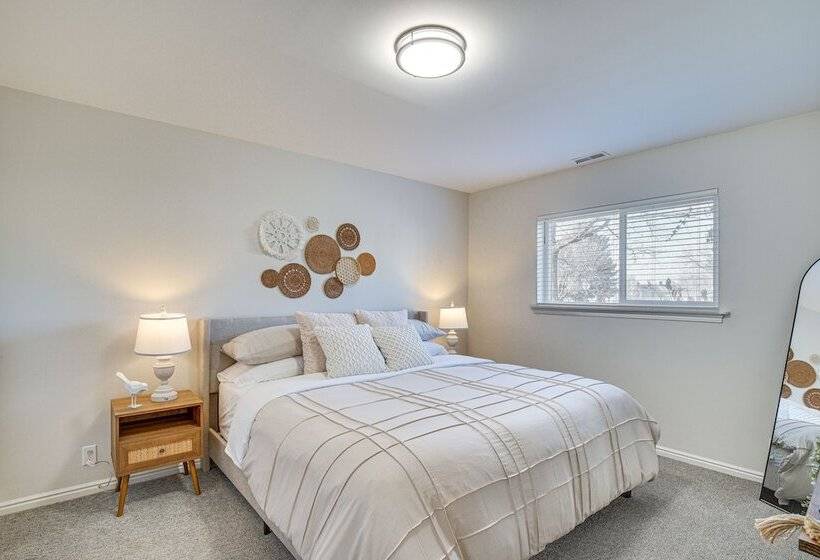 Stylish Orem Retreat W/ Deck, Near Byu & Uvu!