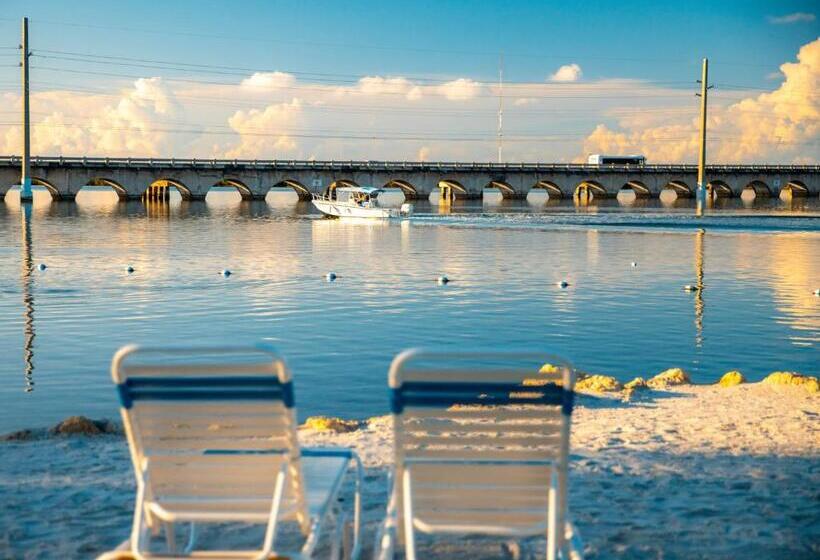 Sugarloaf Key Hotel At Koa Resort