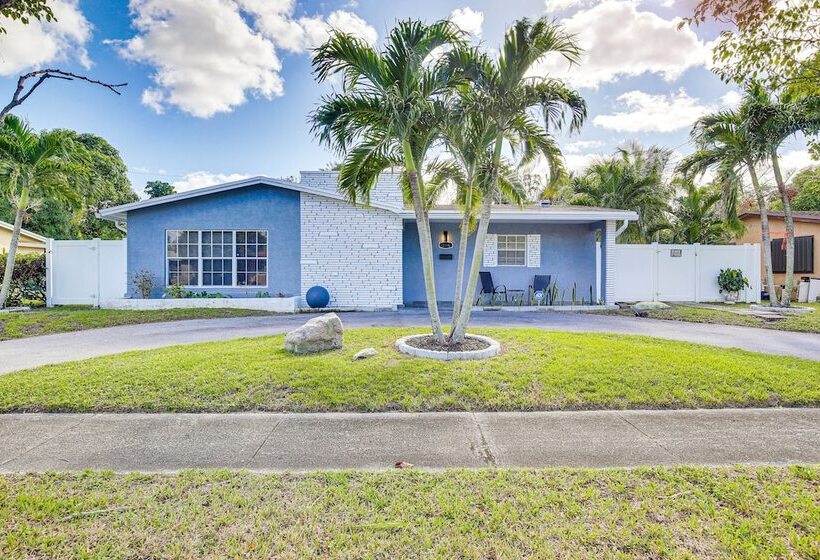 Sun Soaked Home W/ Pool In Lauderdale Lakes!