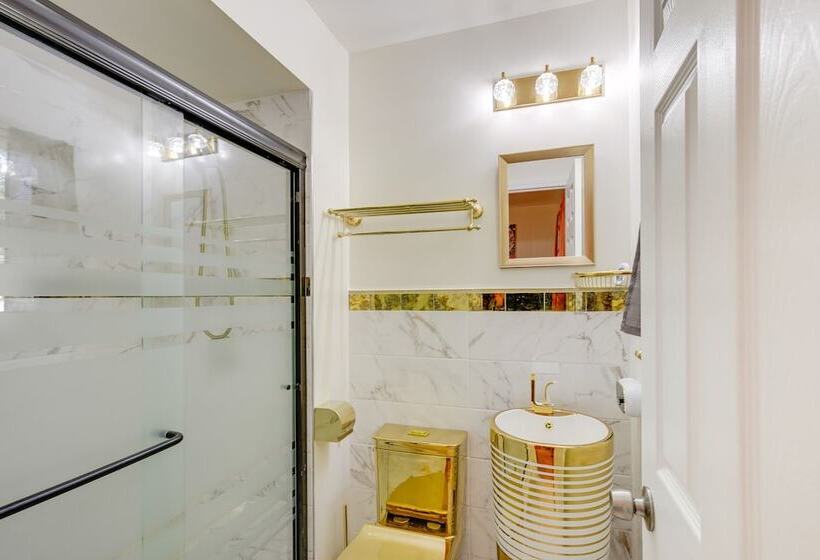 Sunland Hills Home W/ Theater Room & Fire Pit!