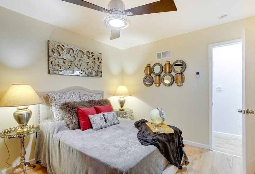 Sunland Hills Home W/ Theater Room & Fire Pit!