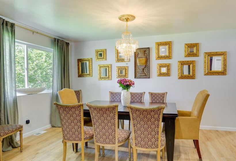 Sunland Hills Home W/ Theater Room & Fire Pit!