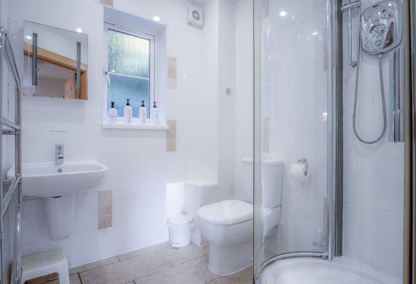 Three Cliffs Cottage   2 Bed   Parkmill