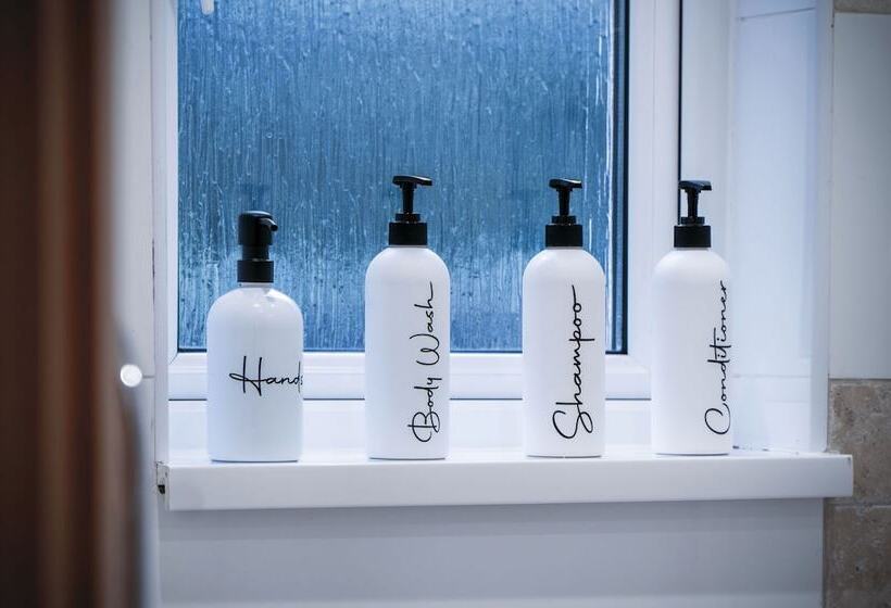 Three Cliffs Cottage   2 Bed   Parkmill