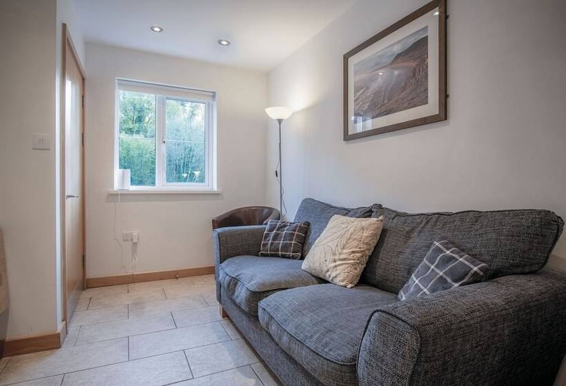 Three Cliffs Cottage   2 Bed   Parkmill