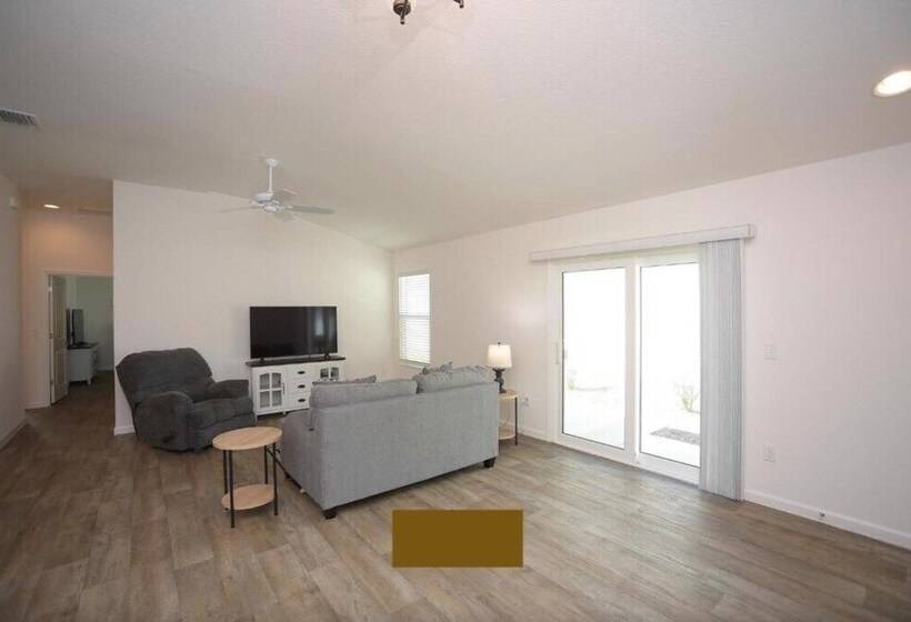 Tinsley   Patio Villa In The Village Of Hawkins