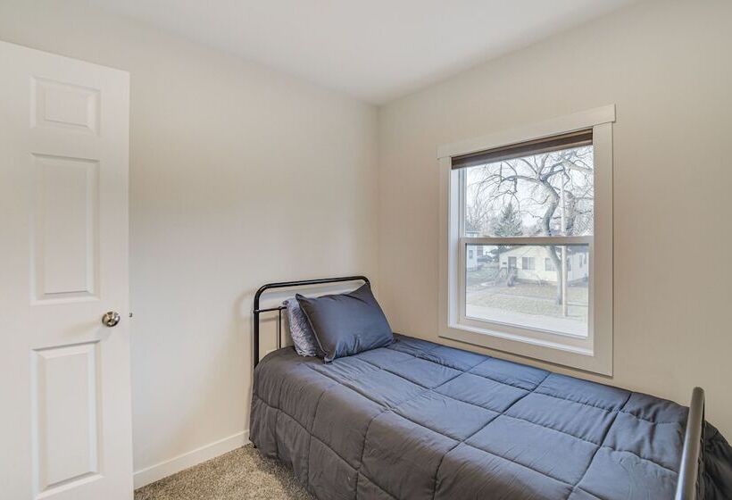 Updated Home < 1 Mi To Downtown Fargo!