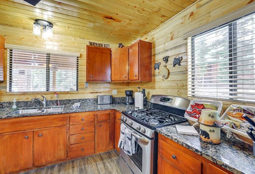 Utah Cabin Retreat: 32 Mi To Brian Head Resort