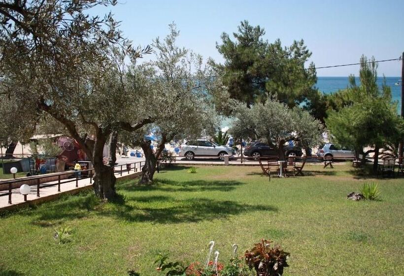 Bambola Apartments By Booking Kottas