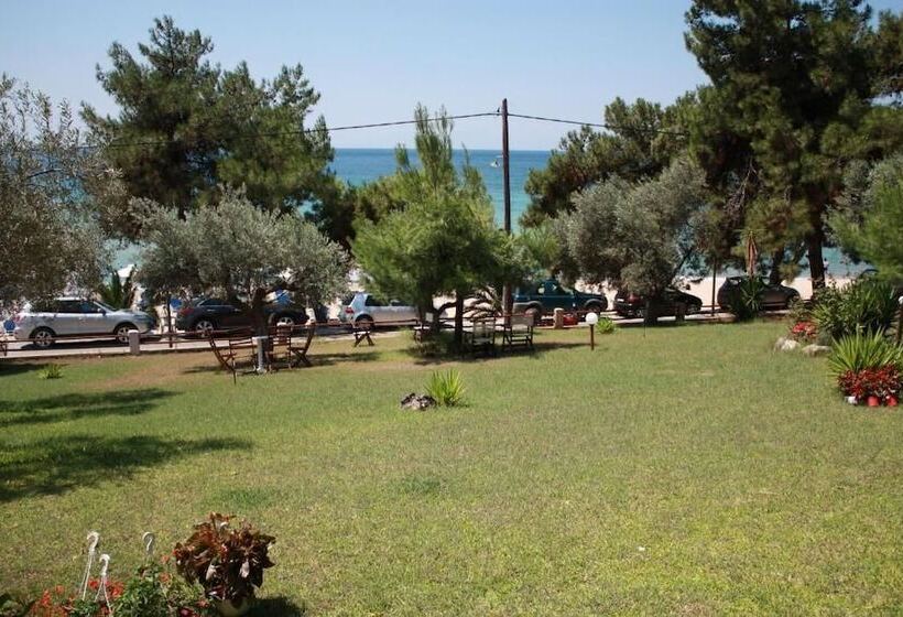 Bambola Apartments By Booking Kottas