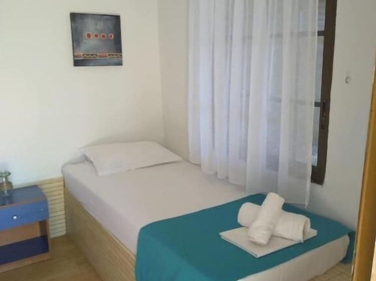 Bambola Apartments By Booking Kottas