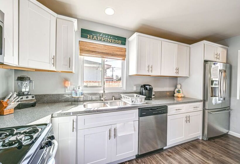 Walkable Chula Vista Home W/ Covered Patio