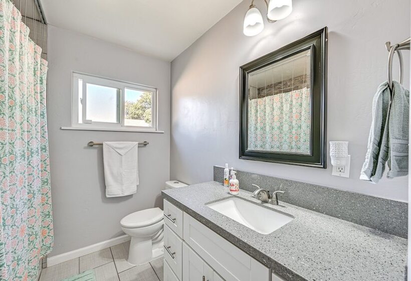 Walkable Chula Vista Home W/ Covered Patio