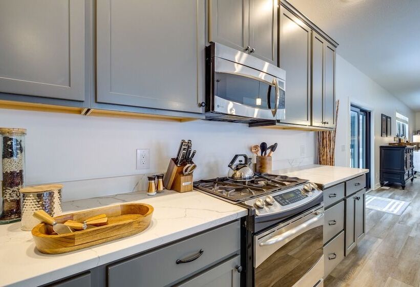 Bellaire Escape: Ski Schuss Mtn, Walk To Shorts!