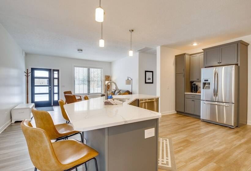 Bellaire Escape: Ski Schuss Mtn, Walk To Shorts!