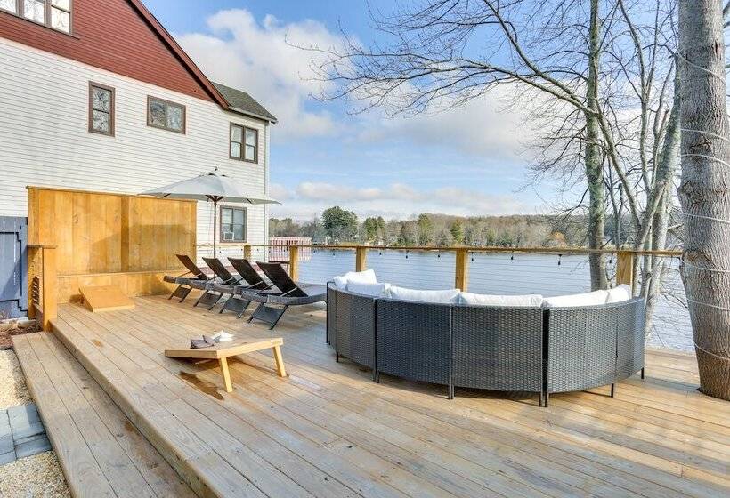 Waterfront Catskills Home W/ Hot Tub & Fireplace