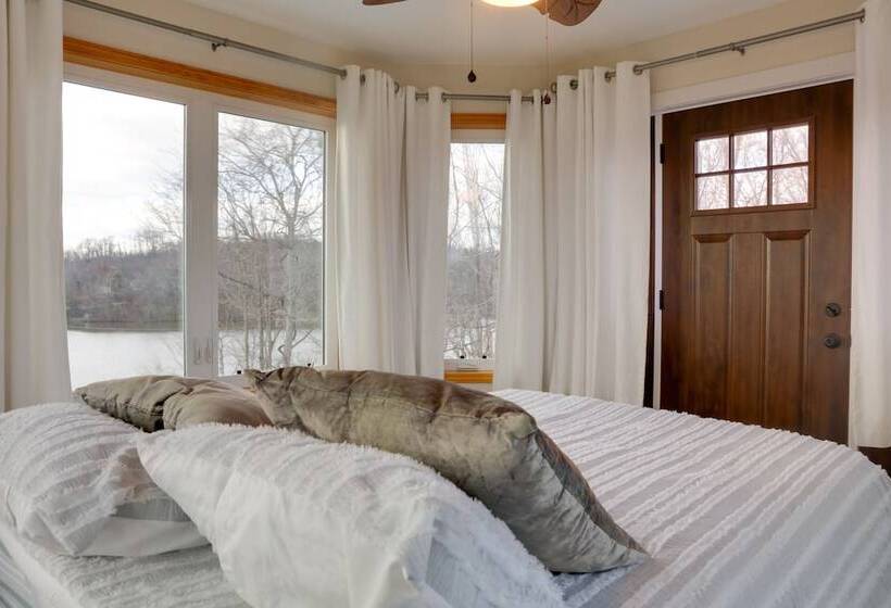 Waterfront Retreat W/ Dock On Turtle Creek Bay!