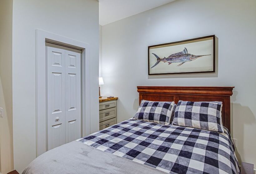 Waterfront Terry Home W/ 3 Decks & Hot Tub!