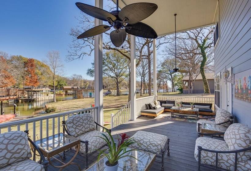 Waterfront Texas Escape W/ Fire Pit & Ev Charger!