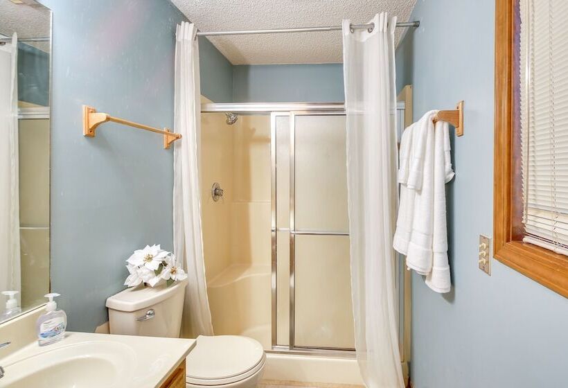 Welcoming Hot Springs Home 12 Mi To National Park