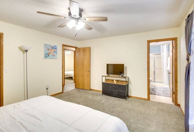 Welcoming Hot Springs Home 12 Mi To National Park