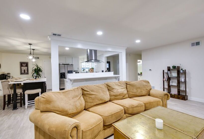 Spacious Home W/ Yard ~ 7 Mi To Dtwm San Diego!