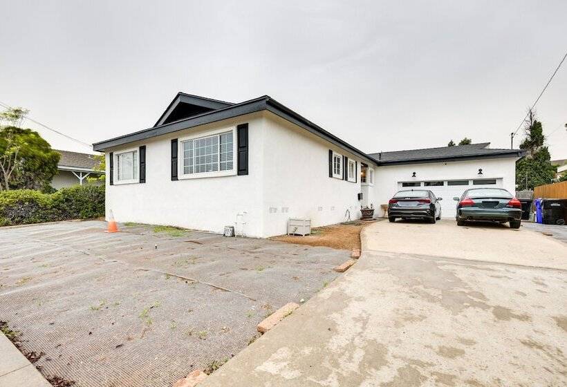 Spacious Home W/ Yard ~ 7 Mi To Dtwm San Diego!