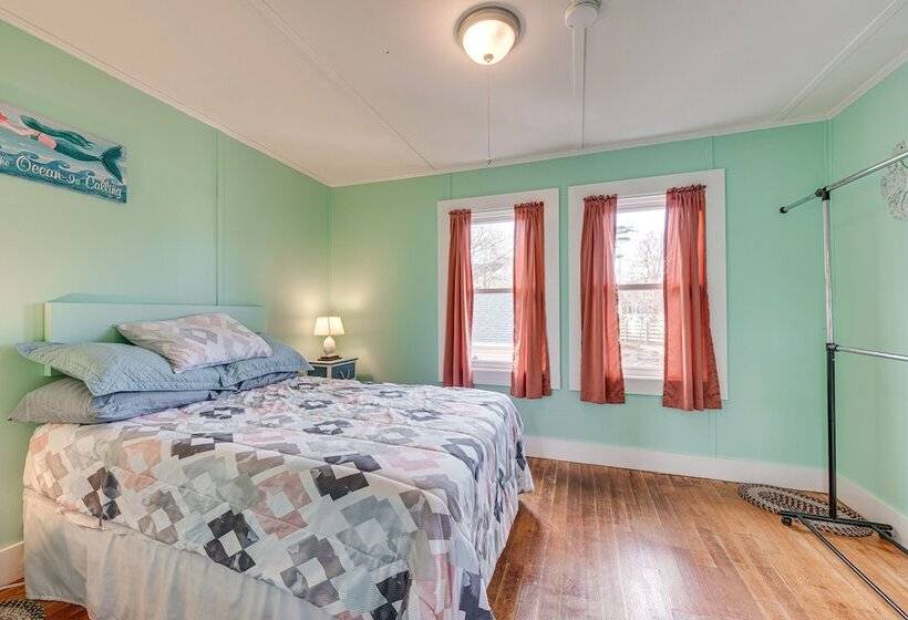 Wells Vacation Rental: 1 Mi To Moody Beach!