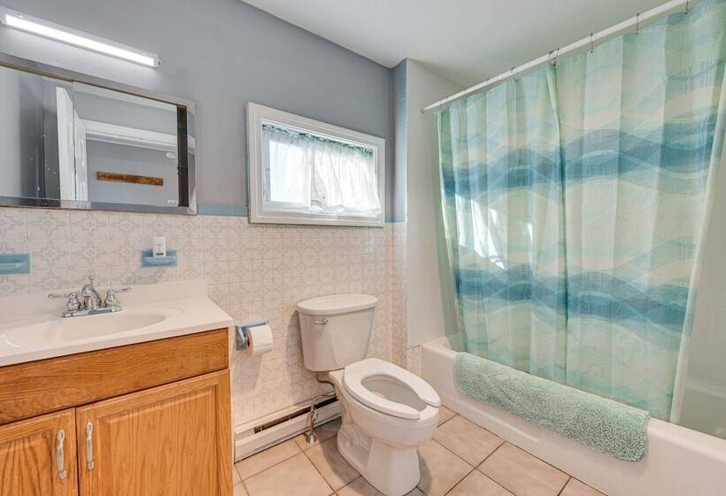 Wells Vacation Rental: 1 Mi To Moody Beach!