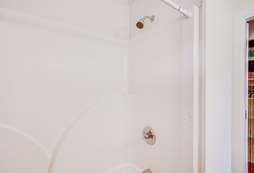 Winchester Home W/ Views Near Tims Ford Lake!