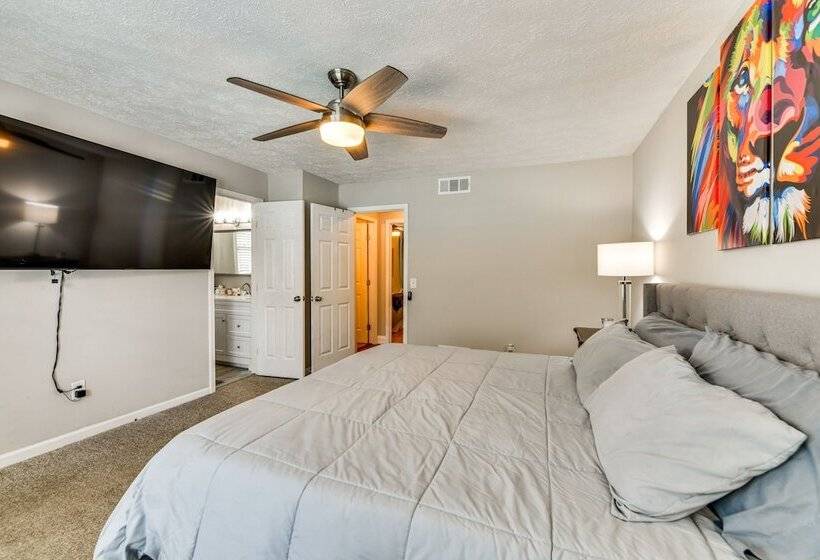 Acworth Oasis W/ Pool, Hot Tub & Fire Pit!