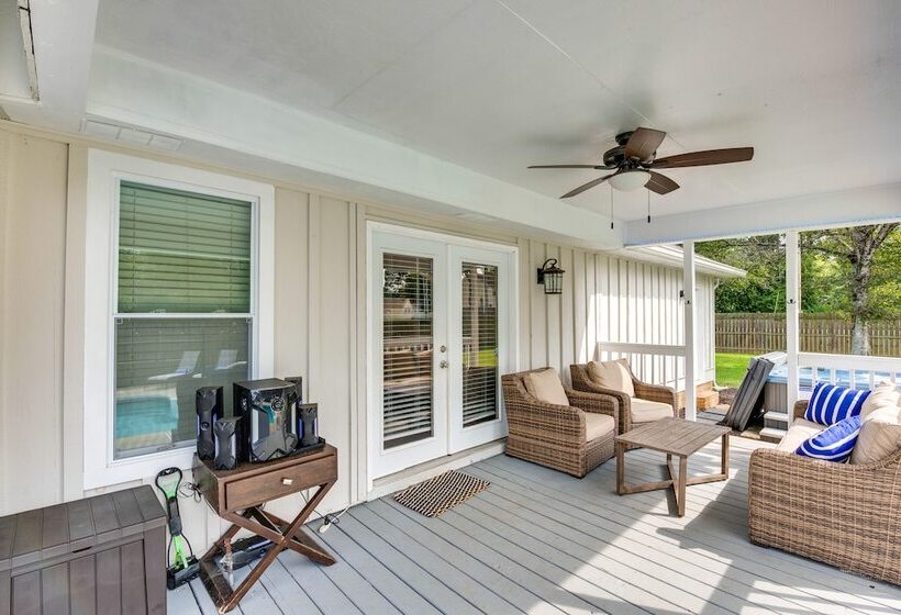 Acworth Oasis W/ Pool, Hot Tub & Fire Pit!